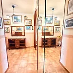 Art & Relax House