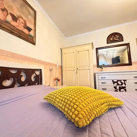 Apartment Art & Relax House